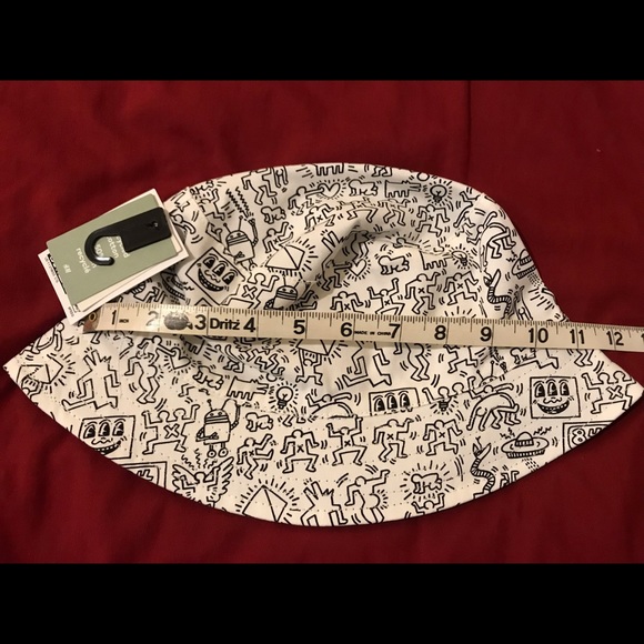 KEITH HARING Reversible Hat Size: L/60 - Picture 7 of 7
